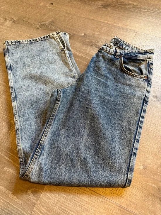 Piral Cross Button Straight Jeans – Size S - Picture 12 of 12